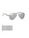 Gafas de sol con patillas de bambú en bolsa